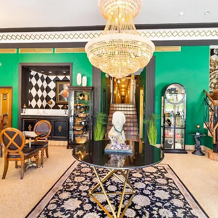 Moxy Miami South Beach Miami Beach • FL, United States